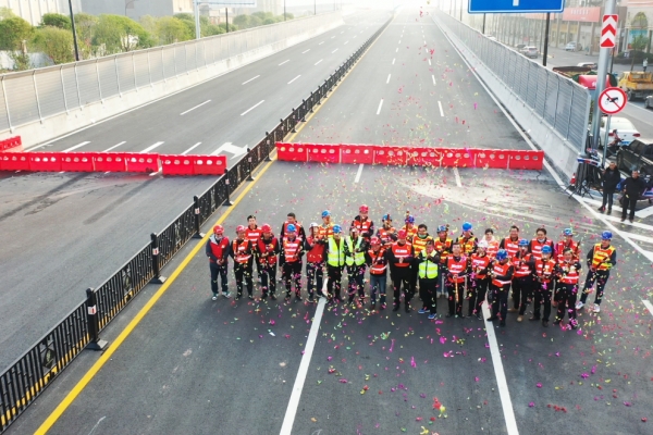 今天，宜萬(wàn)同城快速通道全線(xiàn)通車(chē)了！
